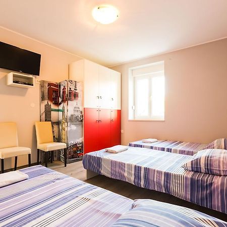 זאדאר Hostel Sunset מראה חיצוני תמונה