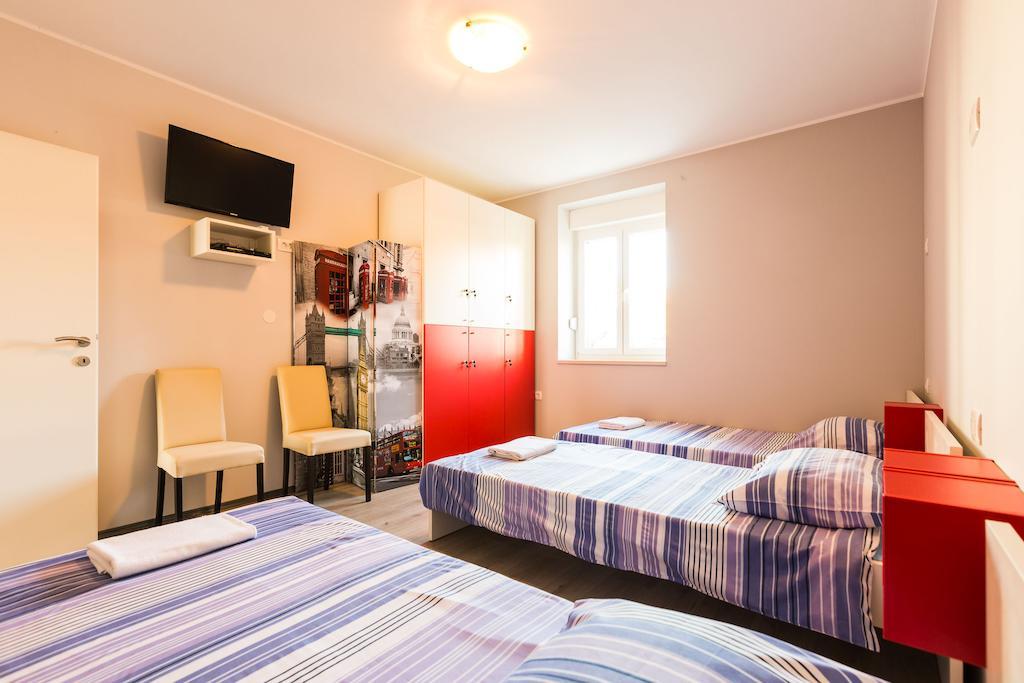 זאדאר Hostel Sunset מראה חיצוני תמונה