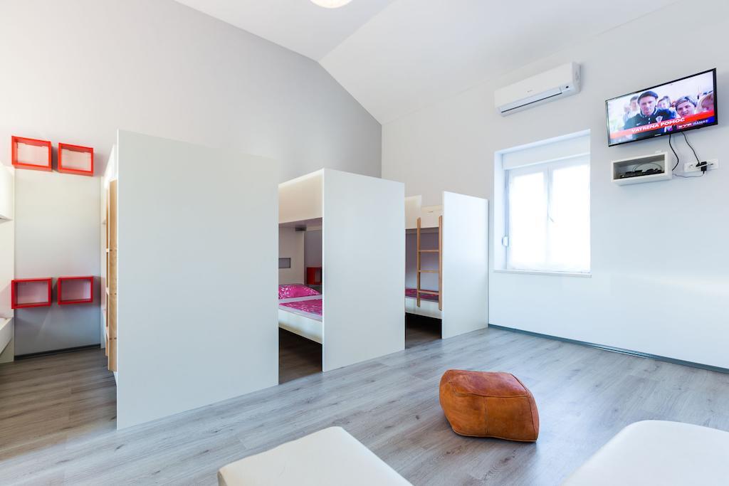זאדאר Hostel Sunset מראה חיצוני תמונה